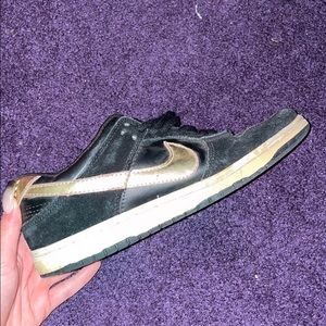Black & gold sb Nikes